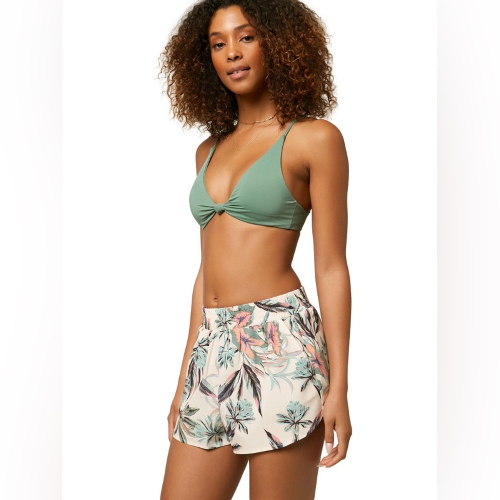 O’Neill Hybrid Short Limited Edition Floral Print Landing NWOT